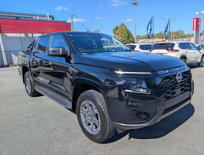 2025 NISSAN NAVARA ST-X