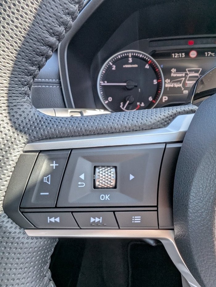 2025 NISSAN NAVARA ST-X