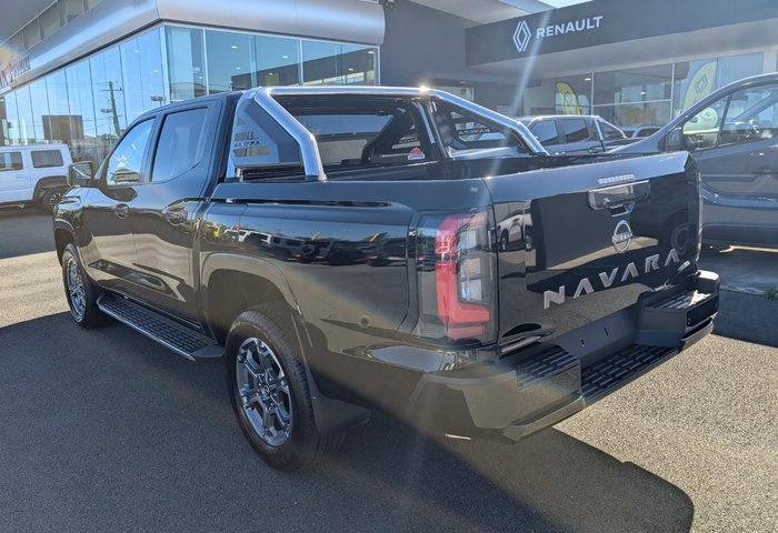 2025 NISSAN NAVARA ST-X