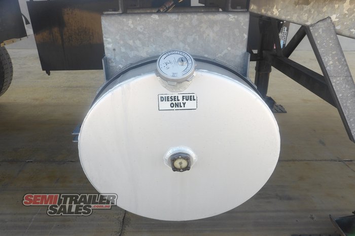 2002 Maxitrans Bogie Refrigerated Pantech