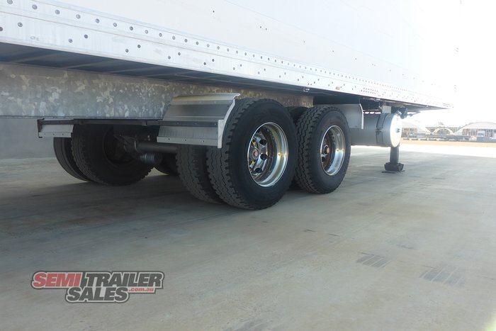 2002 Maxitrans Bogie Refrigerated Pantech