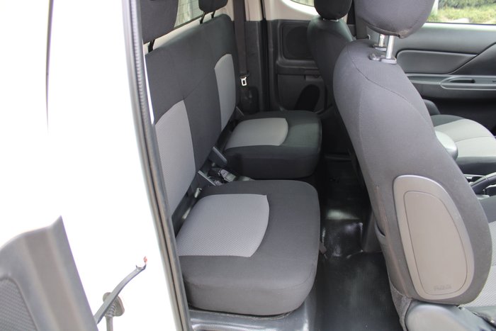 2021 Mitsubishi Triton GLX