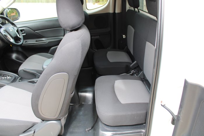 2021 Mitsubishi Triton GLX