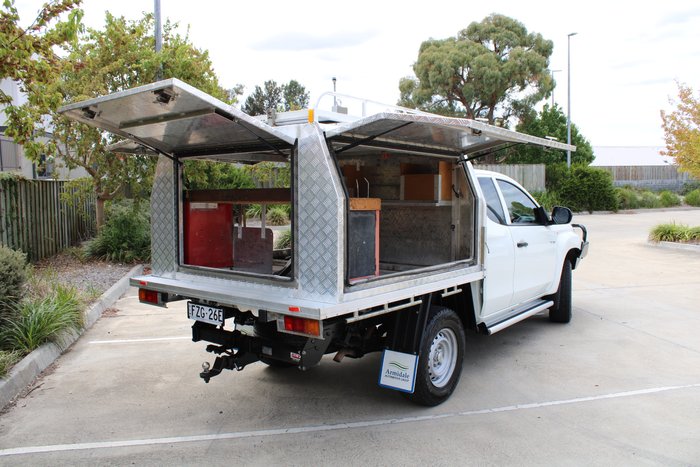 2021 Mitsubishi Triton GLX