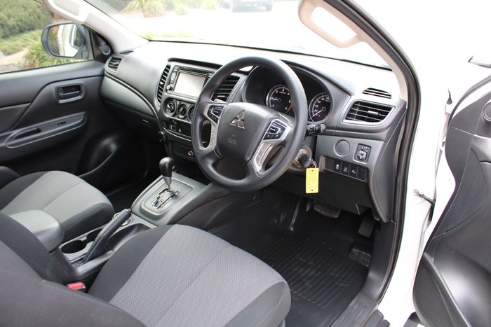 2021 Mitsubishi Triton GLX