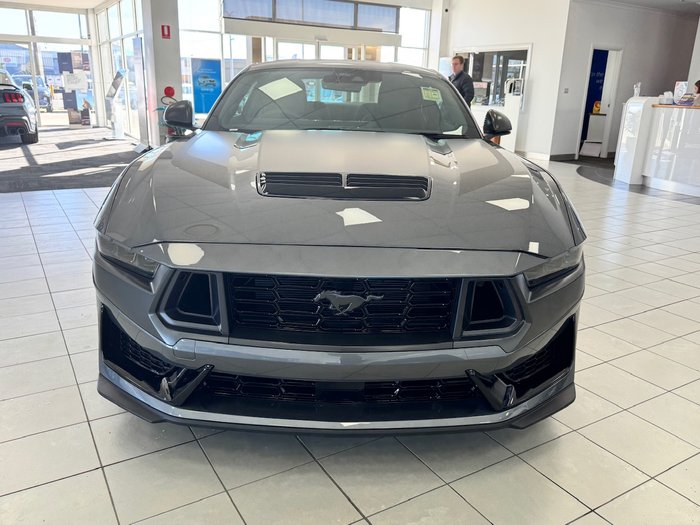 2024 Ford Mustang Dark Horse