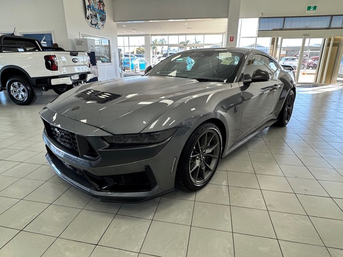 2024 Ford Mustang Dark Horse