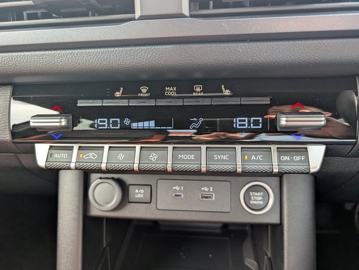 2026 NISSAN NAVARA PRO-4X