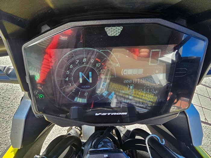 2021 Suzuki DL1050RC V -Strom Yellow