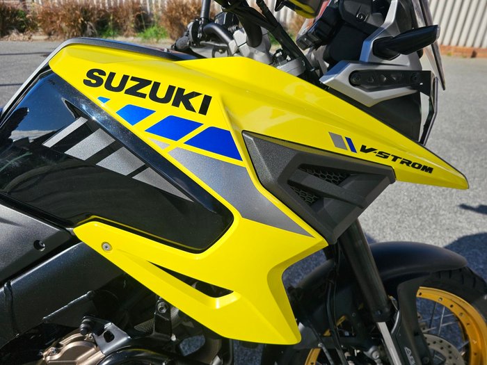 2021 Suzuki DL1050RC V -Strom Yellow