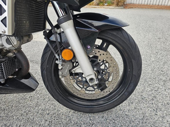 2006 Suzuki SV1000 Red