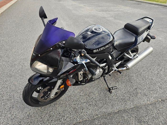 2006 Suzuki SV1000 Red