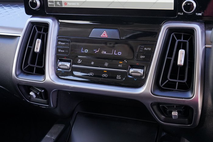 2022 Kia Sorento Sport