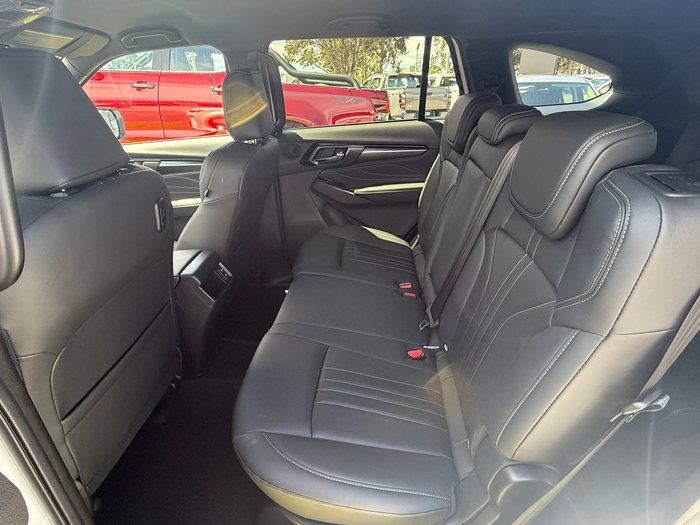 2025 Isuzu MU-X LS-T