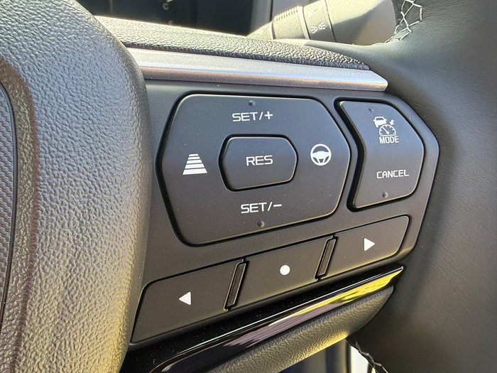 2025 Isuzu MU-X LS-T