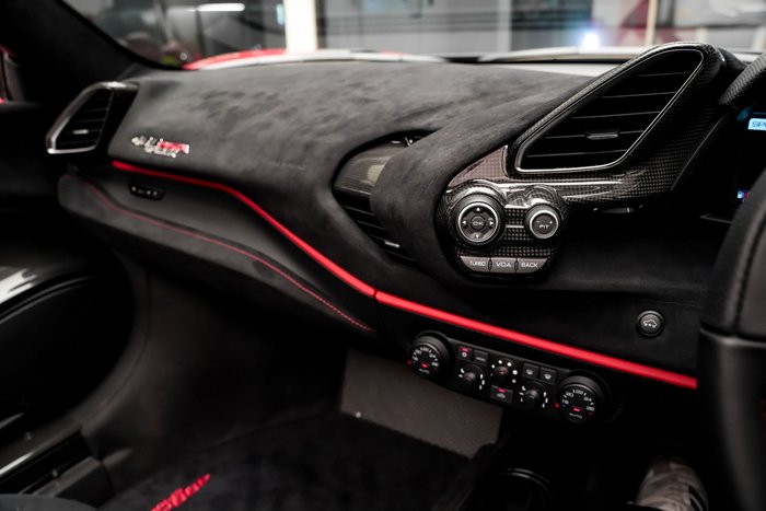 2019 Ferrari 488 Pista Spider F142 RED