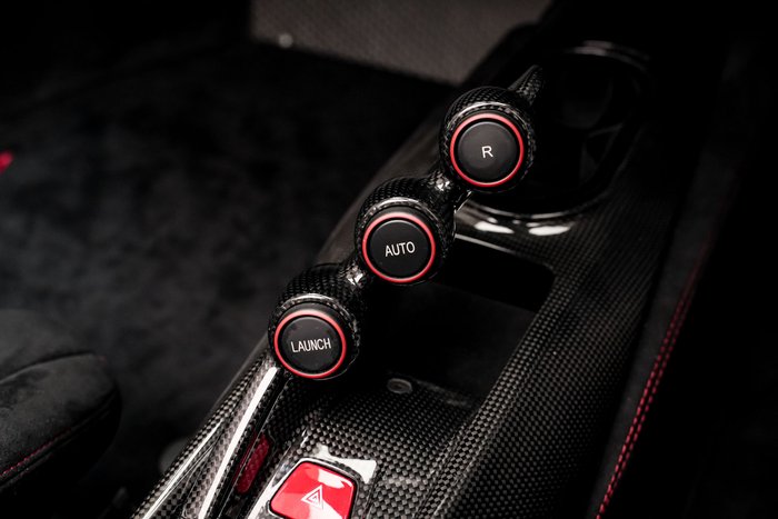 2019 Ferrari 488 Pista Spider F142 RED