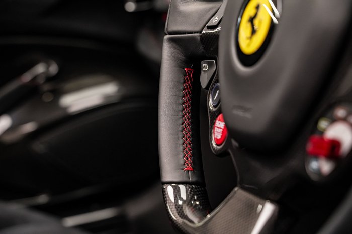2019 Ferrari 488 Pista Spider F142 RED
