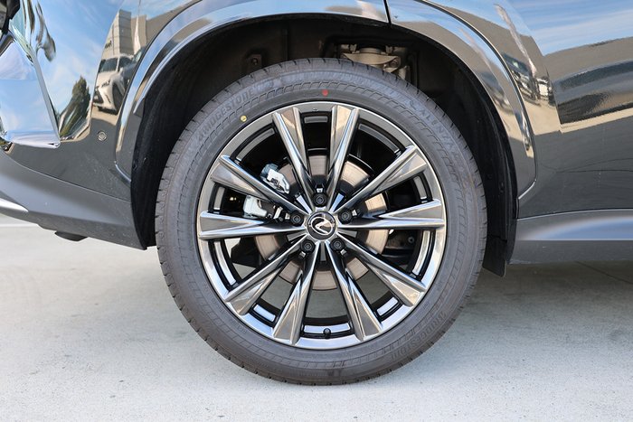 2025 Lexus NX450h+ NX450h+ F Sport 2.5L PHEV Auto CVT Wagon 2M00560 001