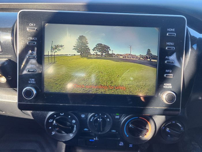 2021 Toyota Hilux SR