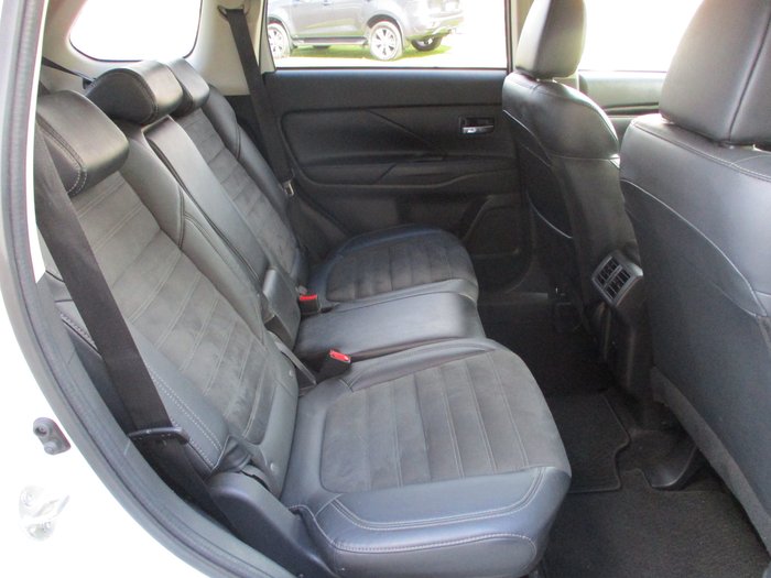 2019 Mitsubishi Outlander LS ZL MY20 White