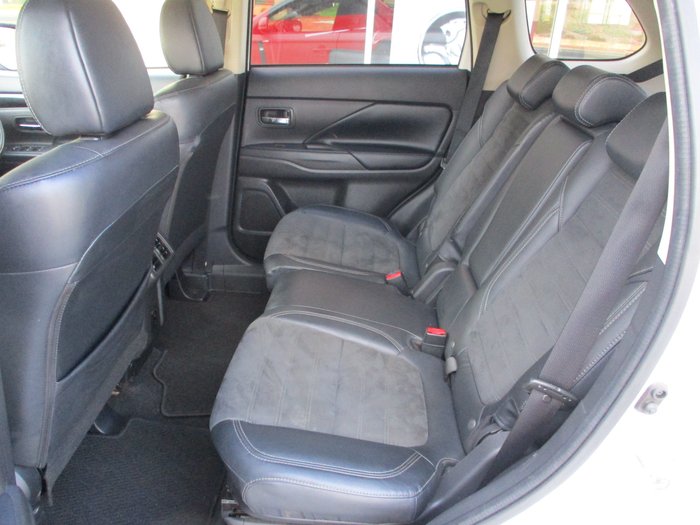 2019 Mitsubishi Outlander LS ZL MY20 White
