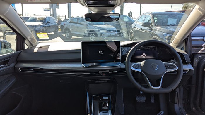 2025 VOLKSWAGEN Golf 