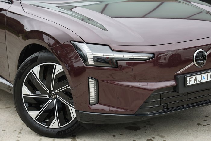 2025 Volvo ES90 Plus Single Motor