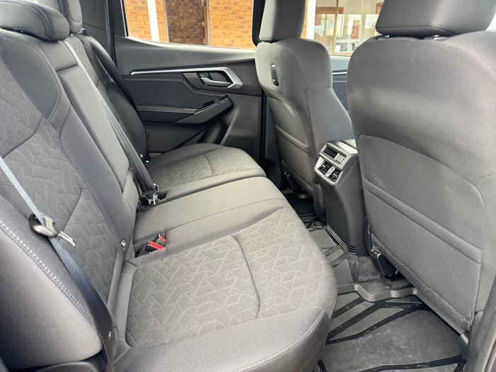 2025 ISUZU D-MAX LS-U