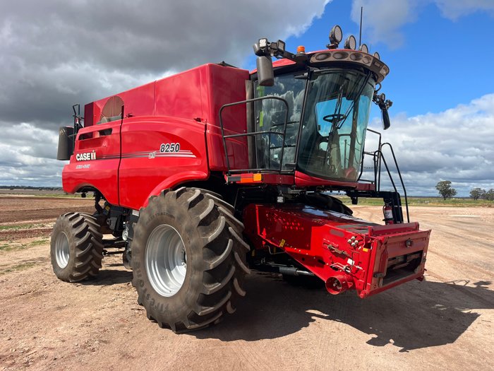 2023 CASE IH 8250