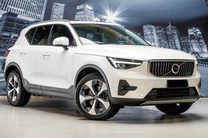 2022 Volvo XC40