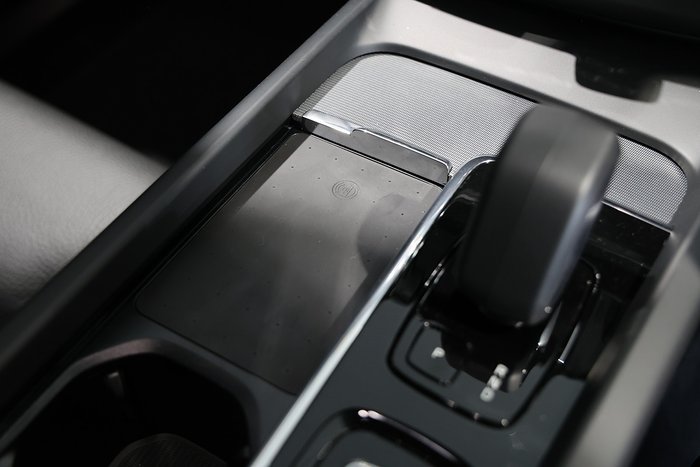 2024 Volvo XC60 Plus B5