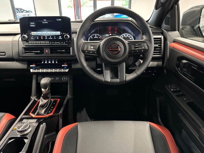 2025 NISSAN NAVARA PRO-4X