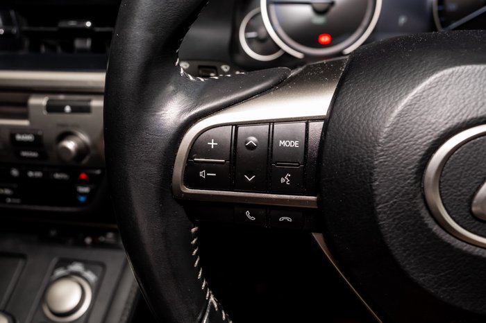 2018 Lexus ES300h Luxury 2.5L Hybrid Auto CVT Sedan