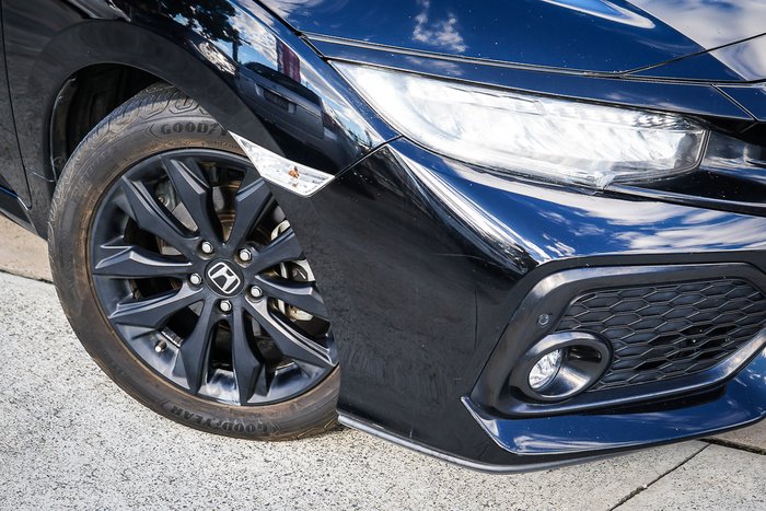 2017 HONDA CIVIC VTi-LX