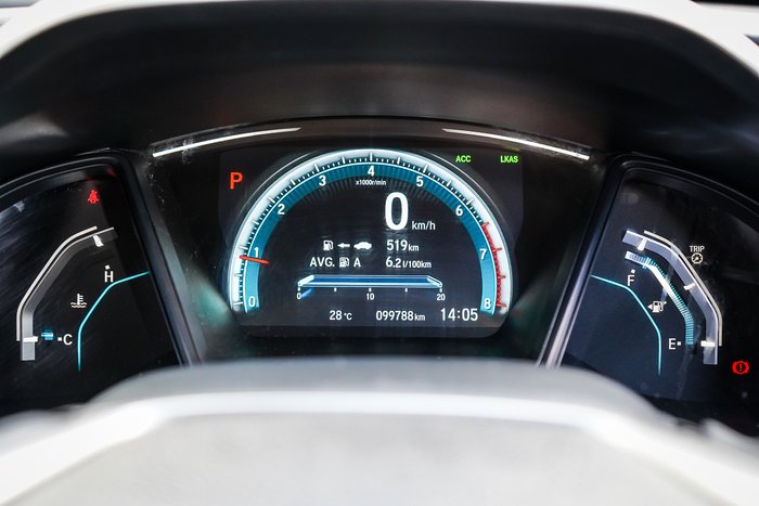 2017 HONDA CIVIC VTi-LX