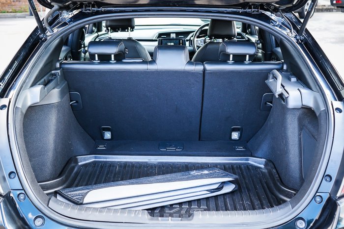 2017 HONDA CIVIC VTi-LX