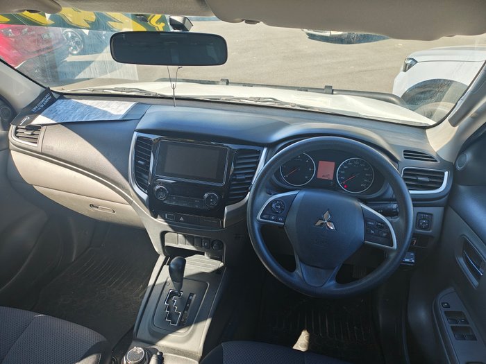 2017 MITSUBISHI MITSUBISHI TRITON GLX+