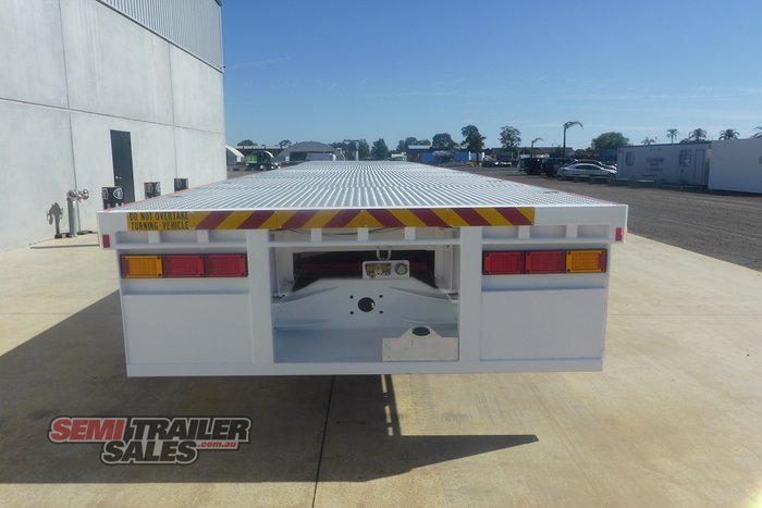 2014 APC Manufacturing & Logistics Bogie Extendable Flat Top