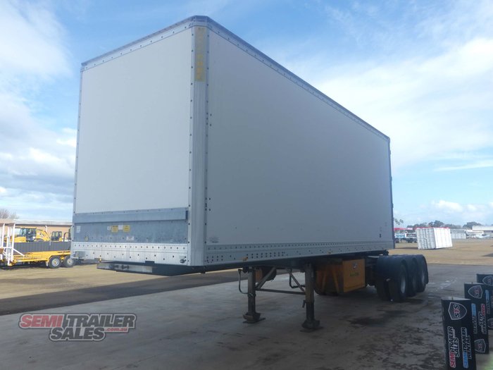 2002 Maxitrans 12 Pallet Rollback Pantech A Trailer