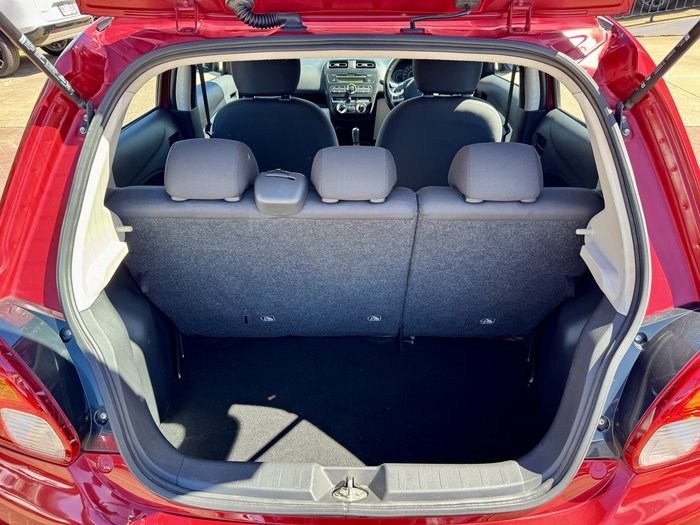 2013 Mitsubishi Mirage ES