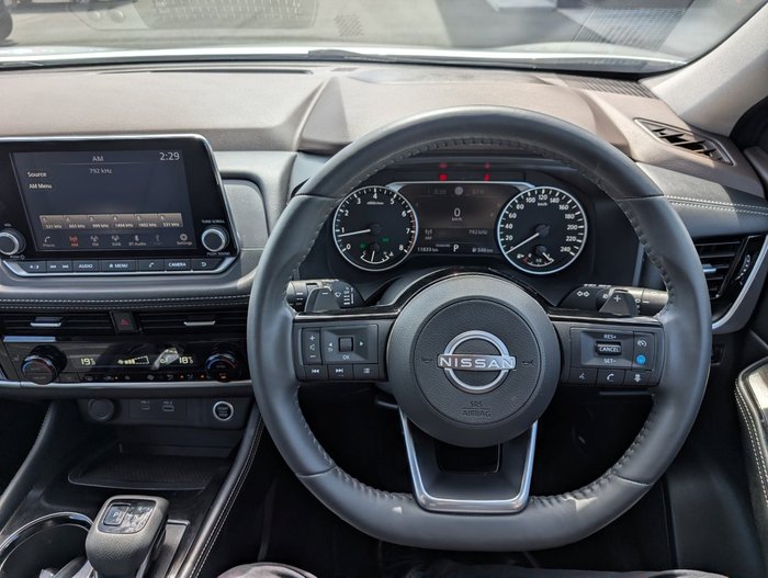 2024 Nissan X-TRAIL ST-L