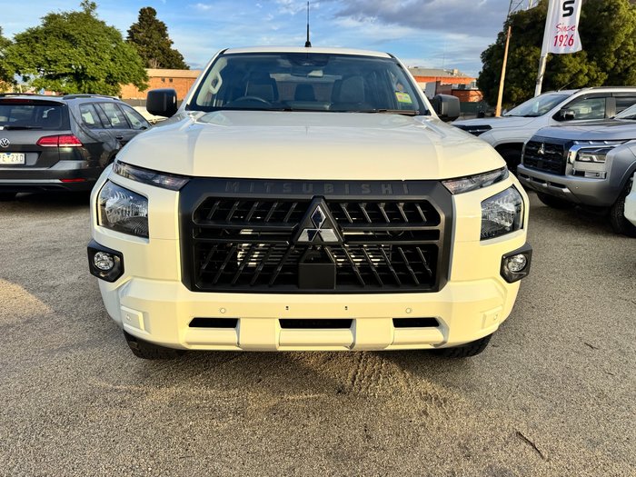 2026 MITSUBISHI Triton GLX+