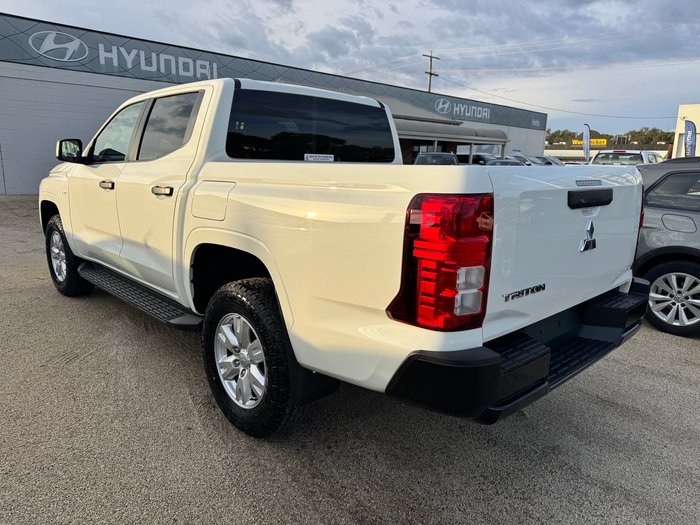 2026 MITSUBISHI Triton GLX+