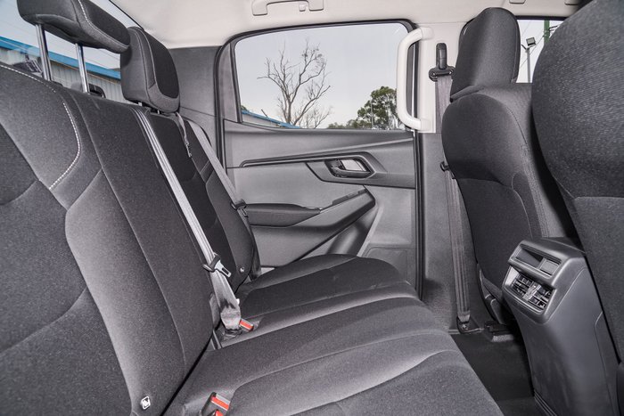2026 Isuzu D-MAX SX High Ride