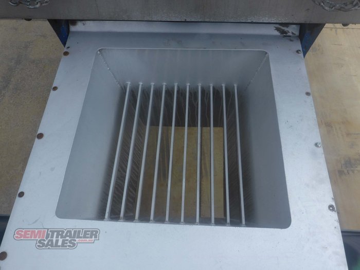 2012 Tefco Rollback Chassis Tipper A Trailer