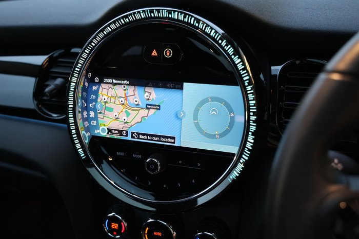 2024 MINI 5D HATCH COOPER CLASSIC