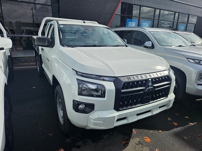 2026 Mitsubishi Triton GLX