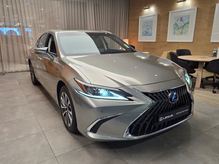 2024 Lexus ES300h Luxury 2.5L Hybrid Auto CVT Sedan