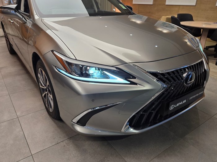 2024 Lexus ES300h Luxury 2.5L Hybrid Auto CVT Sedan